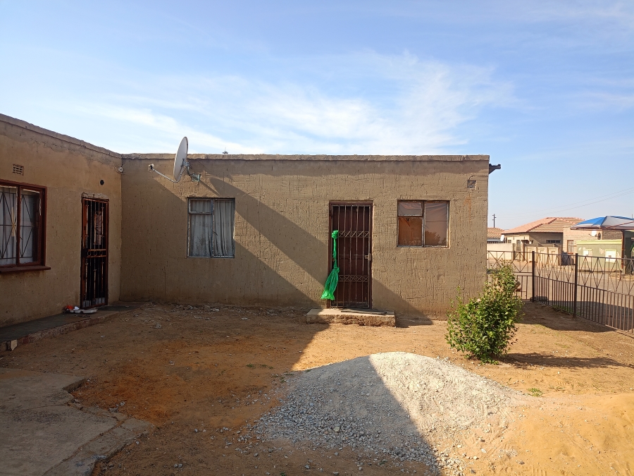 2 Bedroom Property for Sale in Bophelong Gauteng