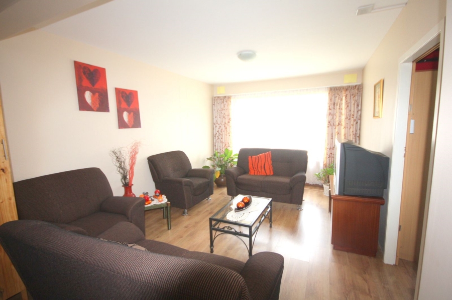2 Bedroom Property for Sale in Vanderbijlpark CW 3 Gauteng