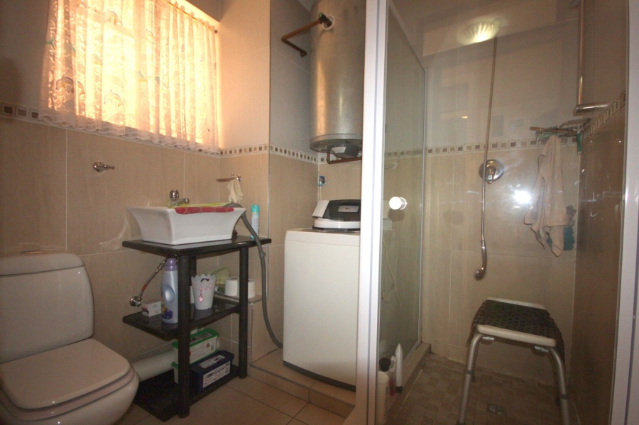 2 Bedroom Property for Sale in Vanderbijlpark CW 3 Gauteng