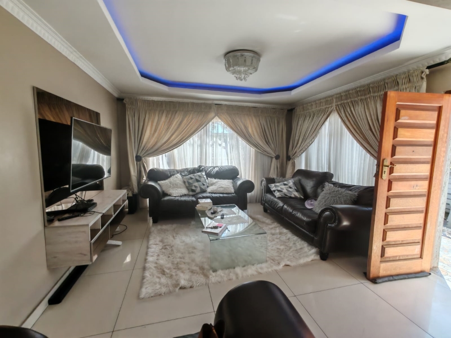 3 Bedroom Property for Sale in Vanderbijlpark SE 6 Gauteng