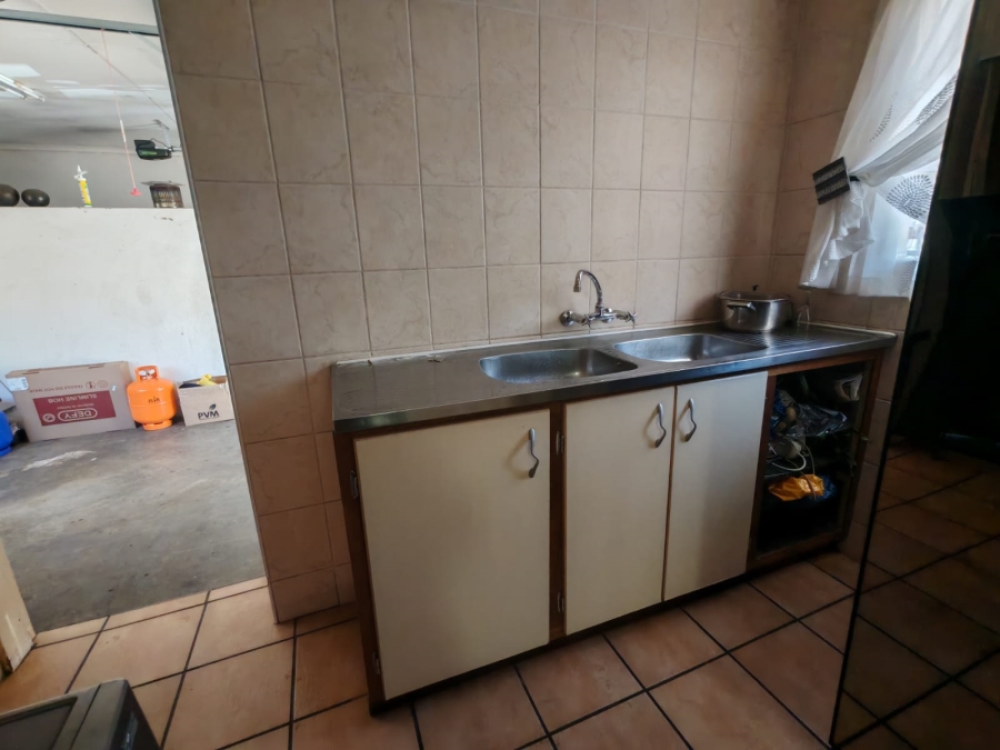 3 Bedroom Property for Sale in Vanderbijlpark SE 6 Gauteng