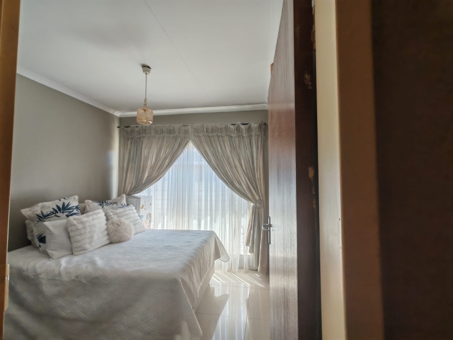 3 Bedroom Property for Sale in Vanderbijlpark SE 6 Gauteng