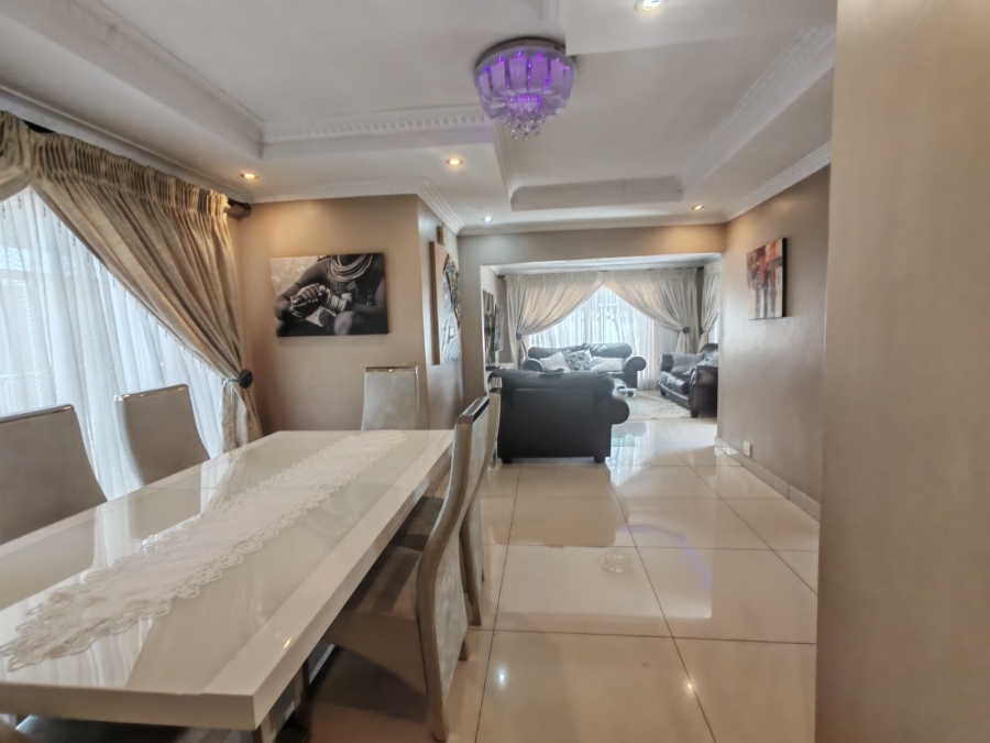 3 Bedroom Property for Sale in Vanderbijlpark SE 6 Gauteng