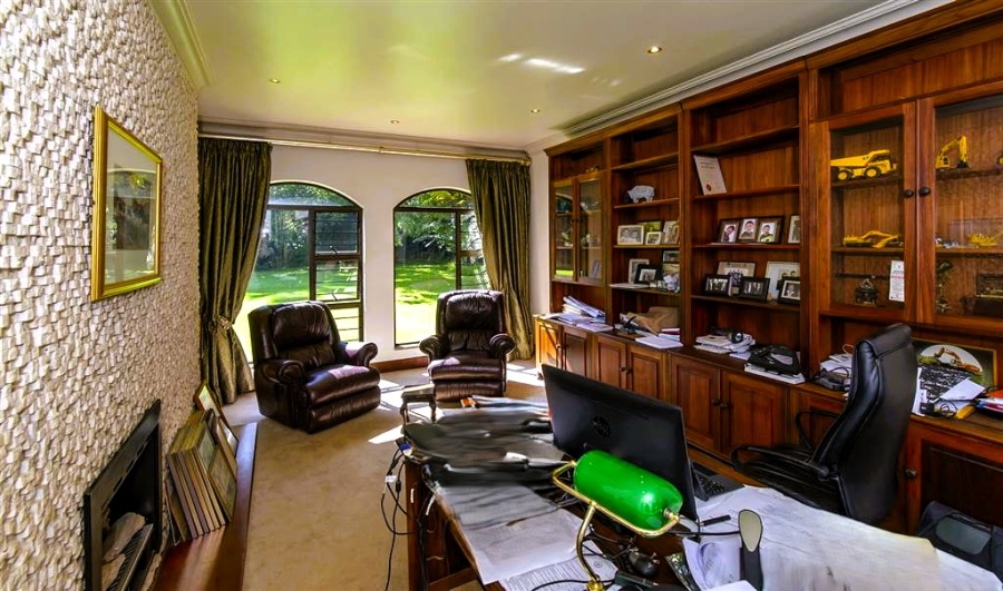 5 Bedroom Property for Sale in Bedfordview Gauteng