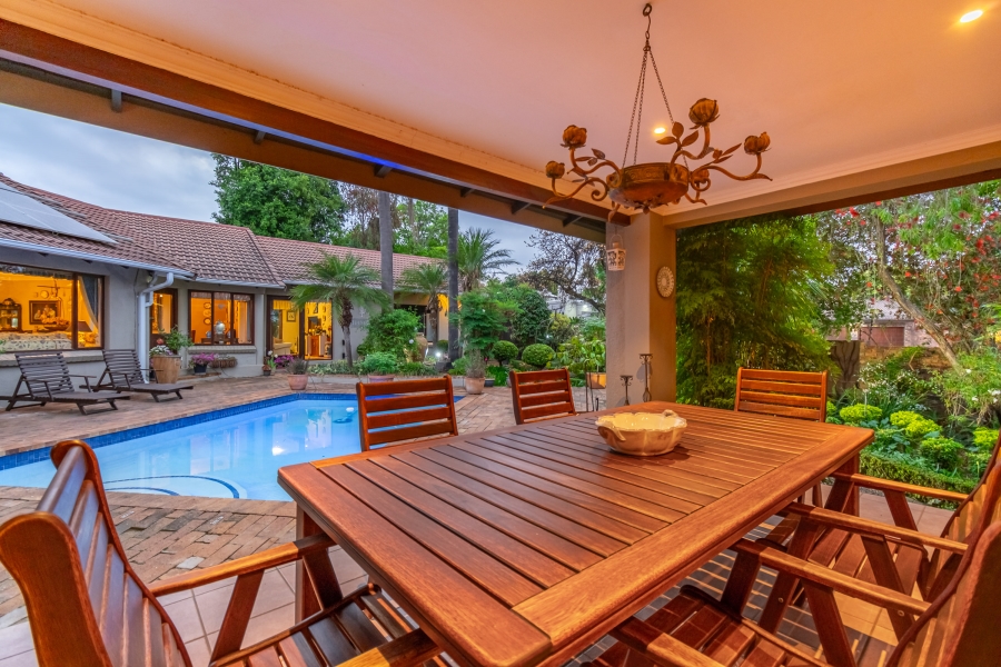 3 Bedroom Property for Sale in Hurlingham Manor Gauteng