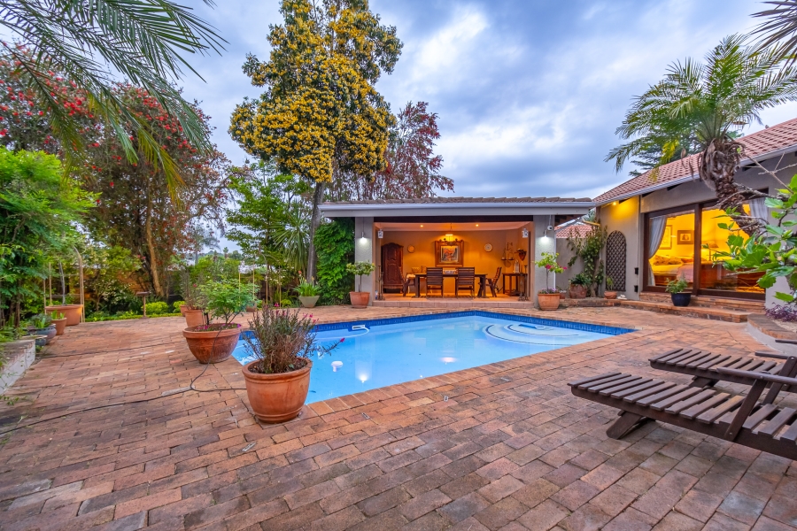 3 Bedroom Property for Sale in Hurlingham Manor Gauteng