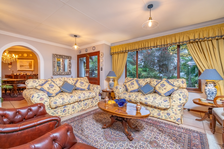 3 Bedroom Property for Sale in Hurlingham Manor Gauteng