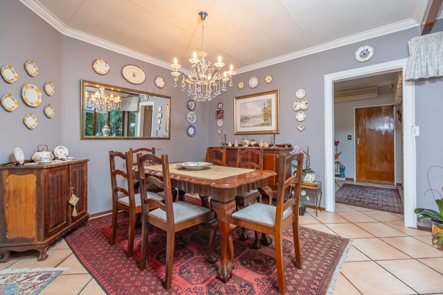 3 Bedroom Property for Sale in Hurlingham Manor Gauteng