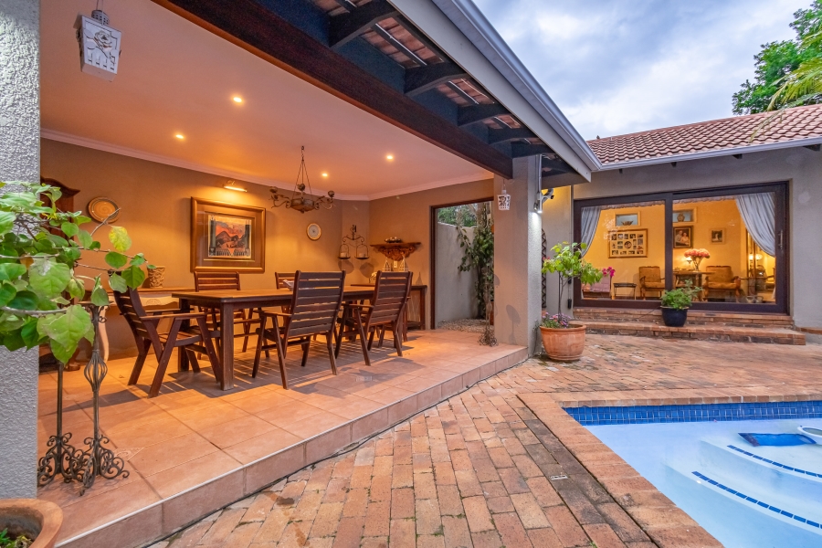 3 Bedroom Property for Sale in Hurlingham Manor Gauteng