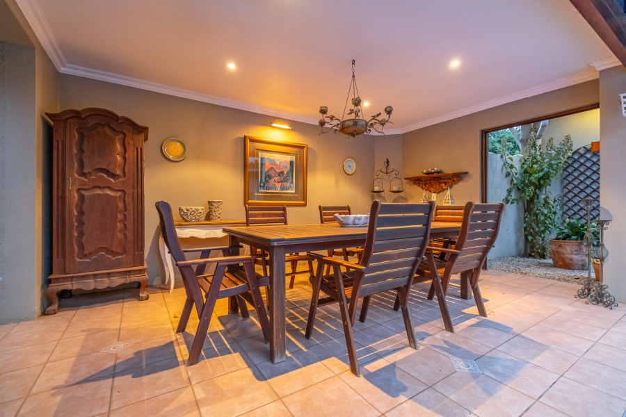 3 Bedroom Property for Sale in Hurlingham Manor Gauteng