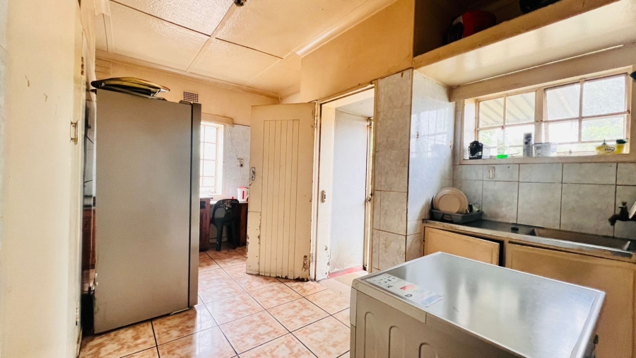 3 Bedroom Property for Sale in Unigray Gauteng