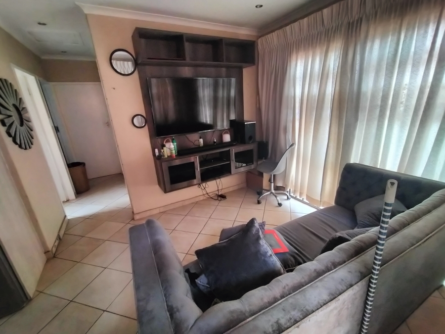 3 Bedroom Property for Sale in Amandasig Gauteng