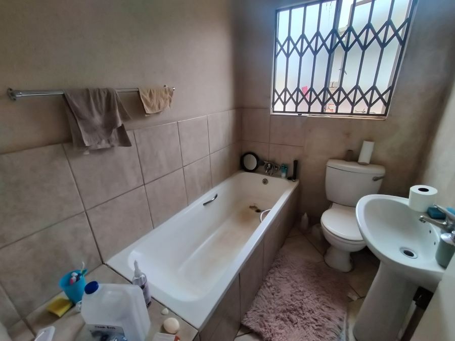 3 Bedroom Property for Sale in Amandasig Gauteng