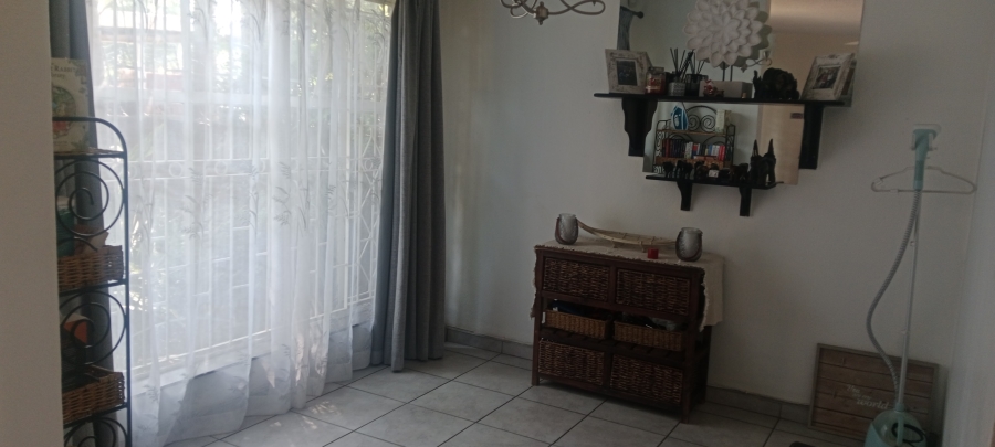 3 Bedroom Property for Sale in Birchleigh Gauteng