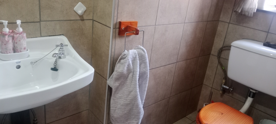 3 Bedroom Property for Sale in Birchleigh Gauteng