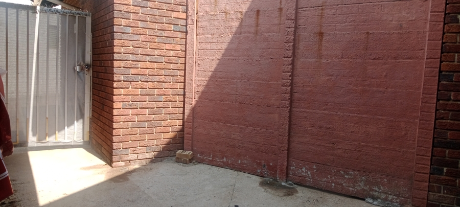 3 Bedroom Property for Sale in Birchleigh Gauteng