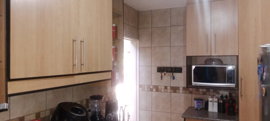 3 Bedroom Property for Sale in Birchleigh Gauteng