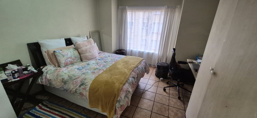 2 Bedroom Property for Sale in Die Hoewes Gauteng