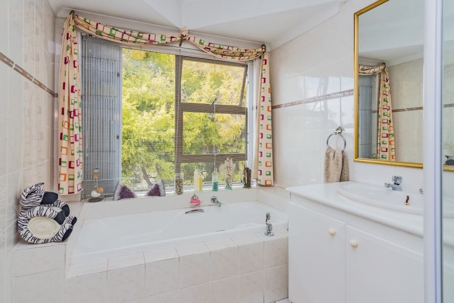 4 Bedroom Property for Sale in Silverfields Gauteng