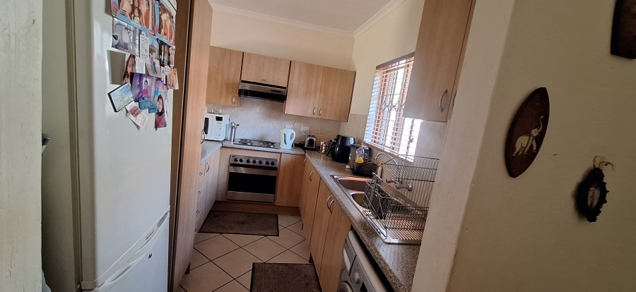 2 Bedroom Property for Sale in Noordwyk Gauteng