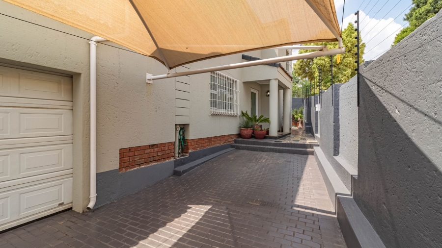 4 Bedroom Property for Sale in Dowerglen Ext 3 Gauteng