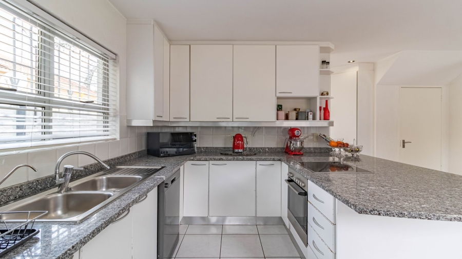 4 Bedroom Property for Sale in Dowerglen Ext 3 Gauteng