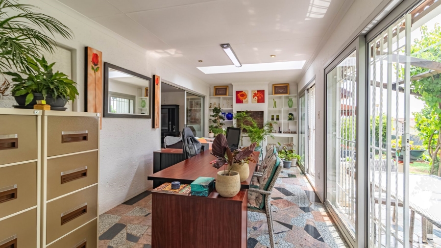 4 Bedroom Property for Sale in Dowerglen Ext 3 Gauteng