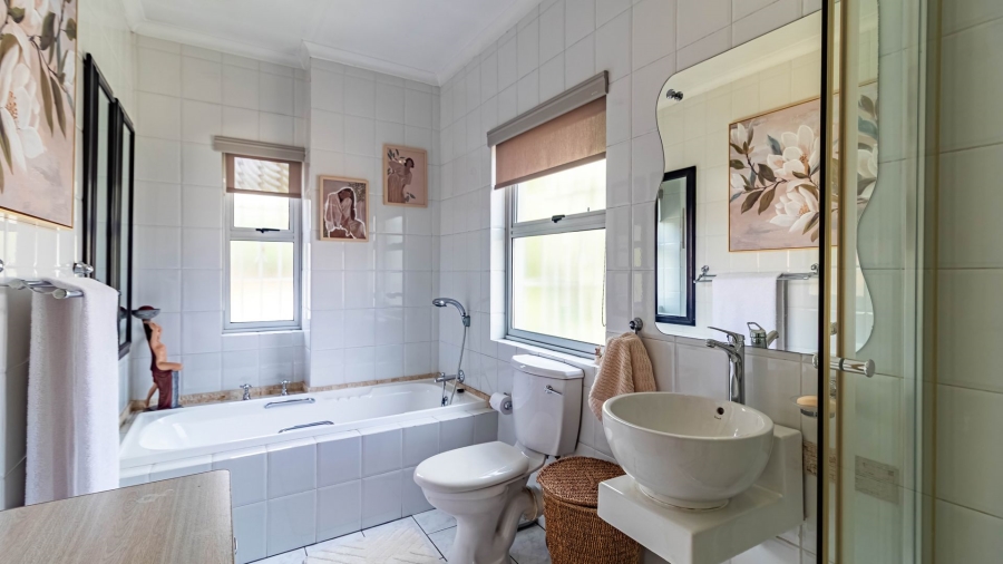 4 Bedroom Property for Sale in Dowerglen Ext 3 Gauteng