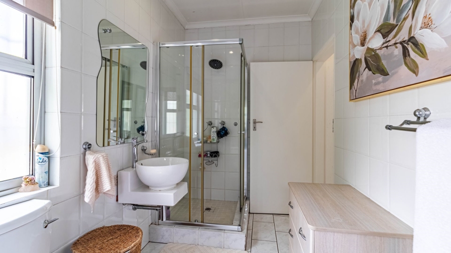 4 Bedroom Property for Sale in Dowerglen Ext 3 Gauteng