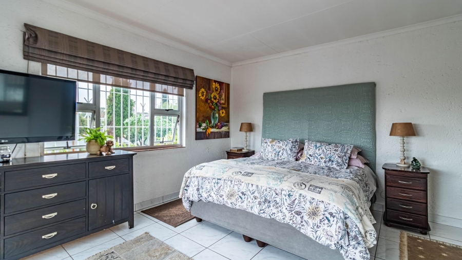 4 Bedroom Property for Sale in Dowerglen Ext 3 Gauteng