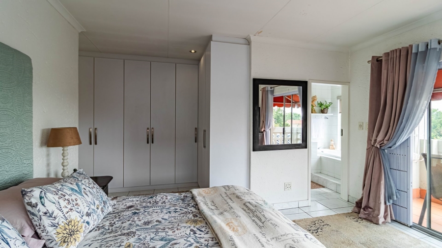 4 Bedroom Property for Sale in Dowerglen Ext 3 Gauteng