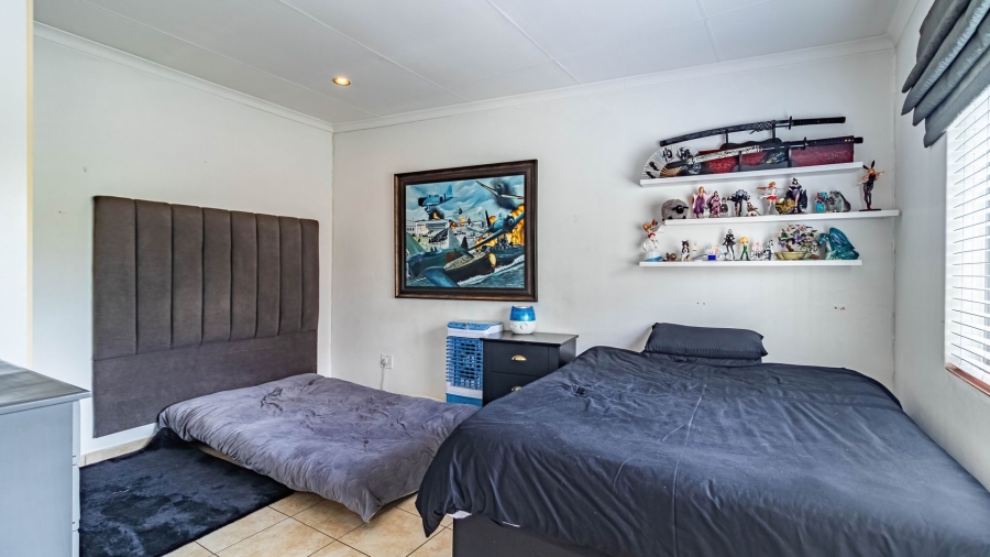 4 Bedroom Property for Sale in Dowerglen Ext 3 Gauteng