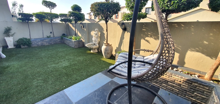 3 Bedroom Property for Sale in Equestria Gauteng