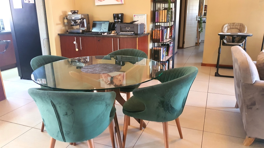 3 Bedroom Property for Sale in Equestria Gauteng