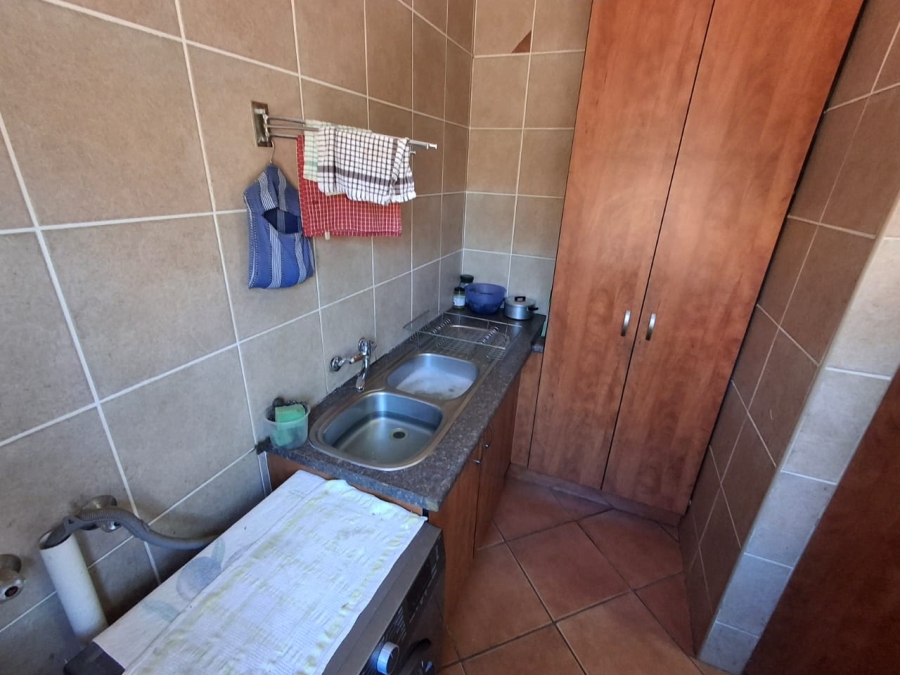 4 Bedroom Property for Sale in Heatherview Gauteng