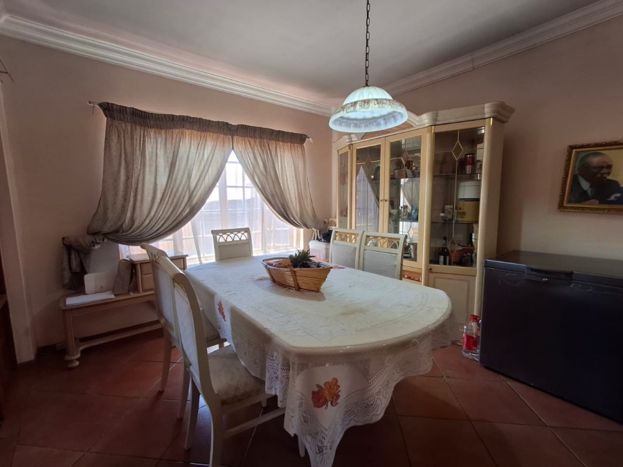 4 Bedroom Property for Sale in Heatherview Gauteng