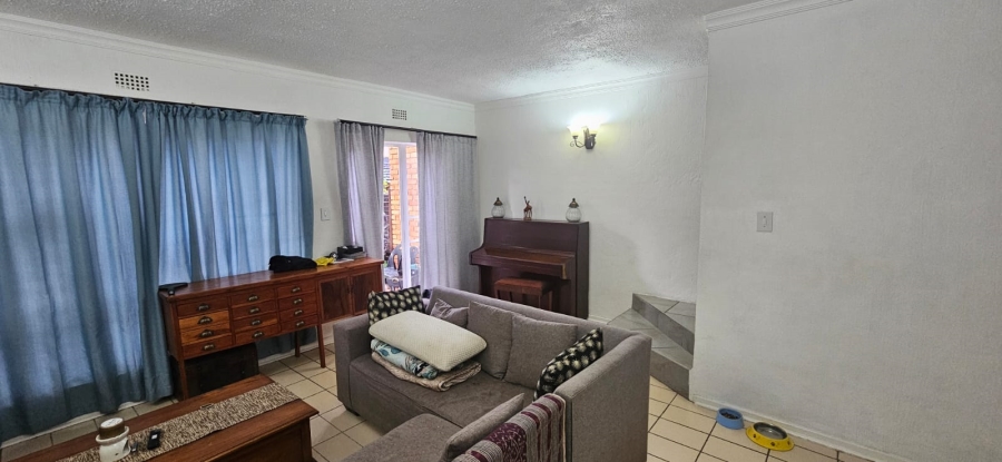 To Let 3 Bedroom Property for Rent in Bedford Gardens Gauteng