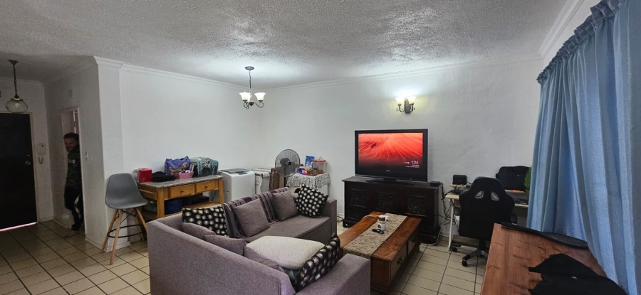 To Let 3 Bedroom Property for Rent in Bedford Gardens Gauteng