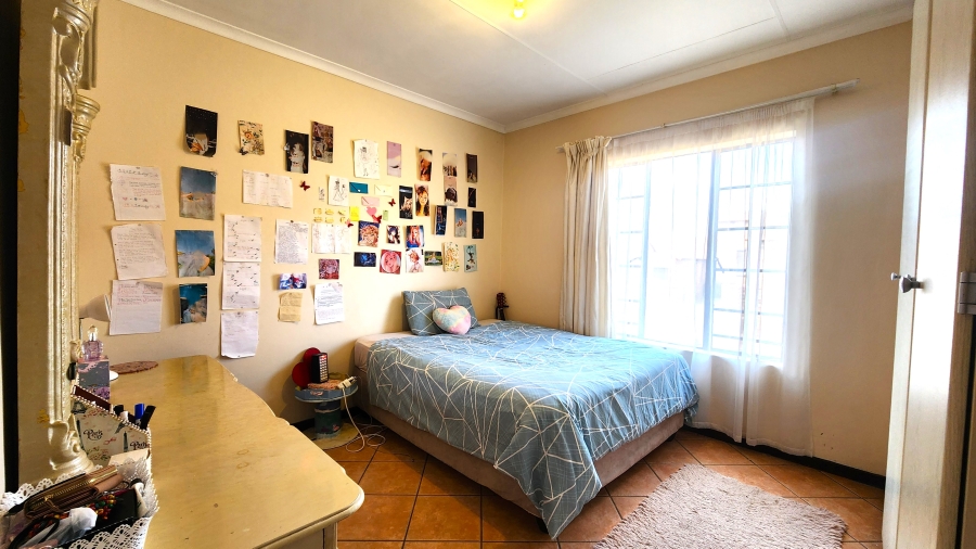 2 Bedroom Property for Sale in Mooikloof Ridge Gauteng