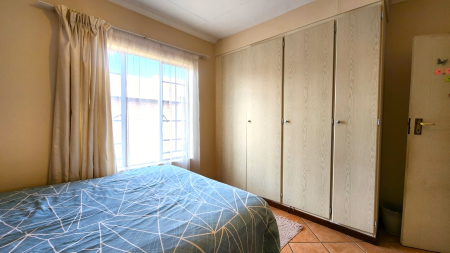 2 Bedroom Property for Sale in Mooikloof Ridge Gauteng