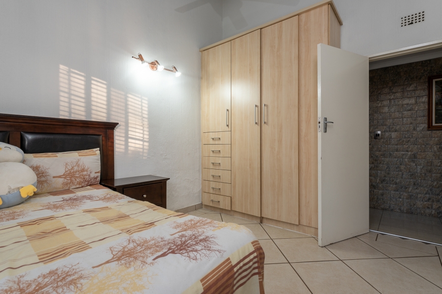 4 Bedroom Property for Sale in Brackendowns Gauteng