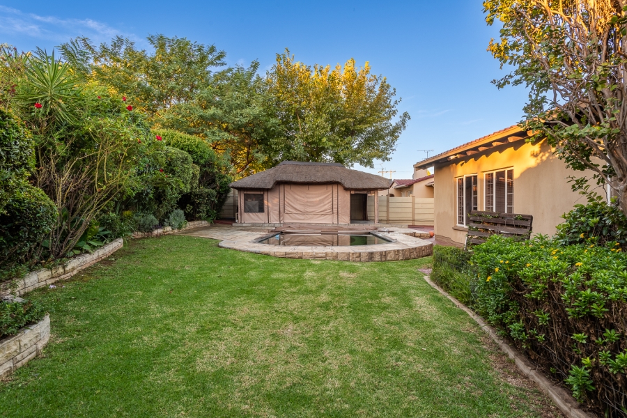 4 Bedroom Property for Sale in Brackendowns Gauteng