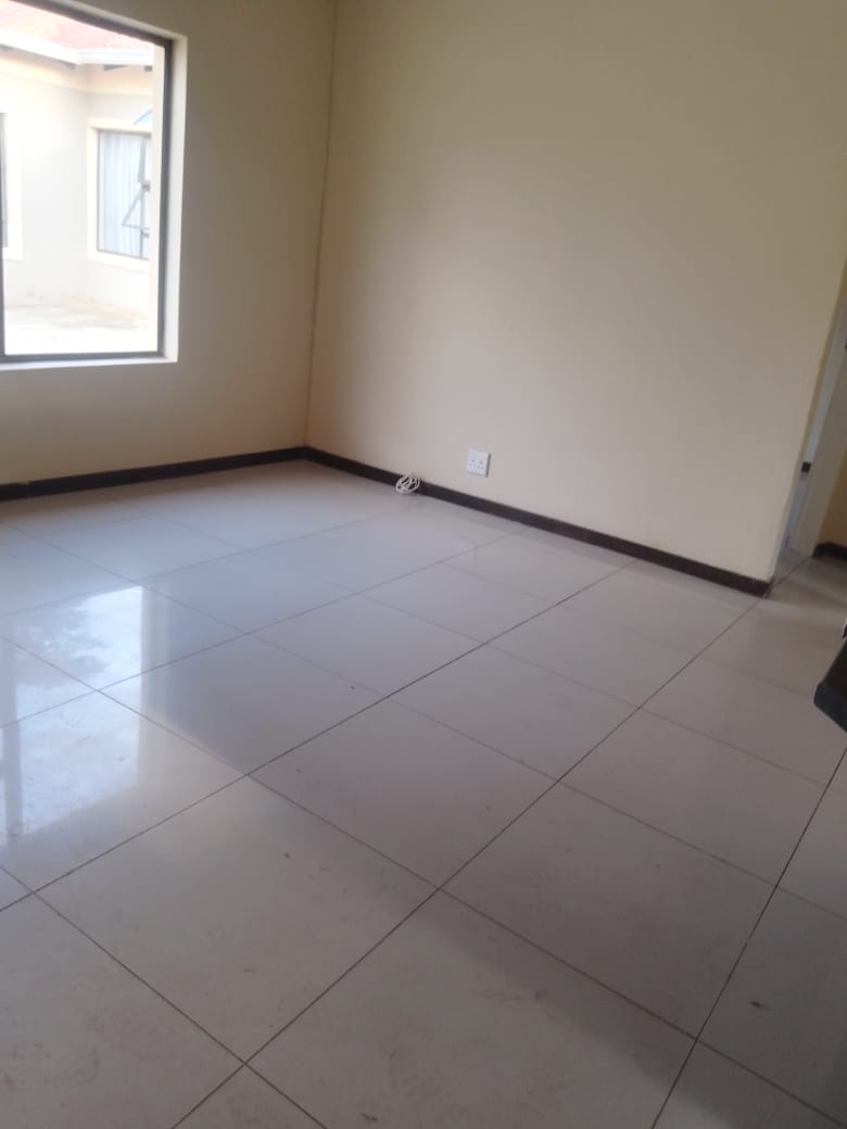 To Let 2 Bedroom Property for Rent in Meredale Gauteng