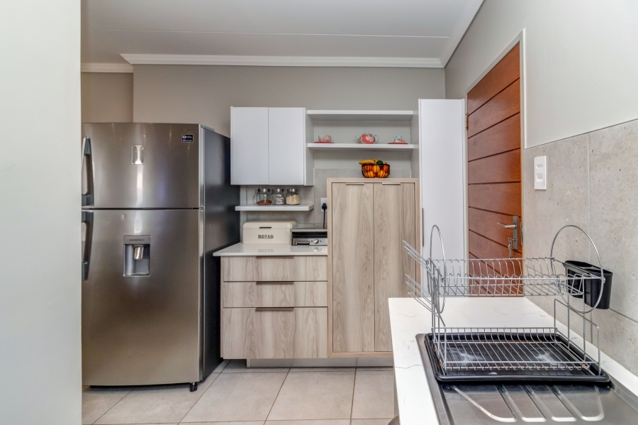 4 Bedroom Property for Sale in Lion Pride Gauteng