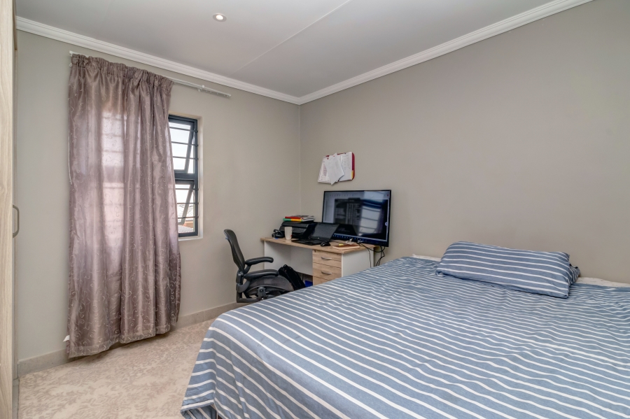 4 Bedroom Property for Sale in Lion Pride Gauteng