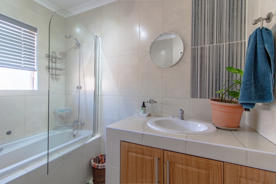 3 Bedroom Property for Sale in Edendale Gauteng