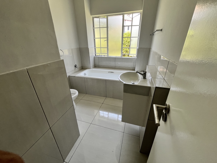 2 Bedroom Property for Sale in Douglasdale Gauteng