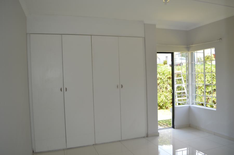 2 Bedroom Property for Sale in Douglasdale Gauteng