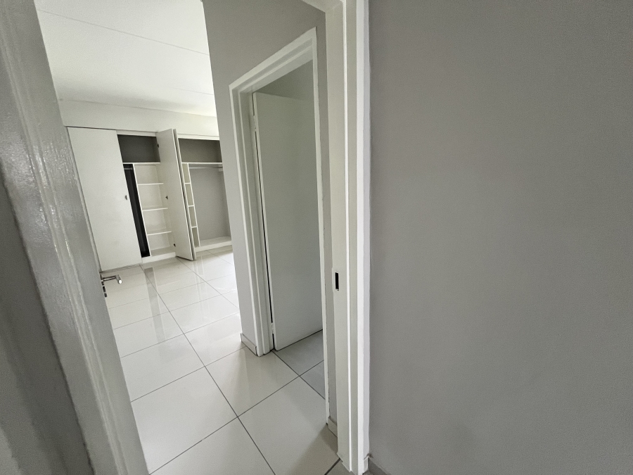 2 Bedroom Property for Sale in Douglasdale Gauteng