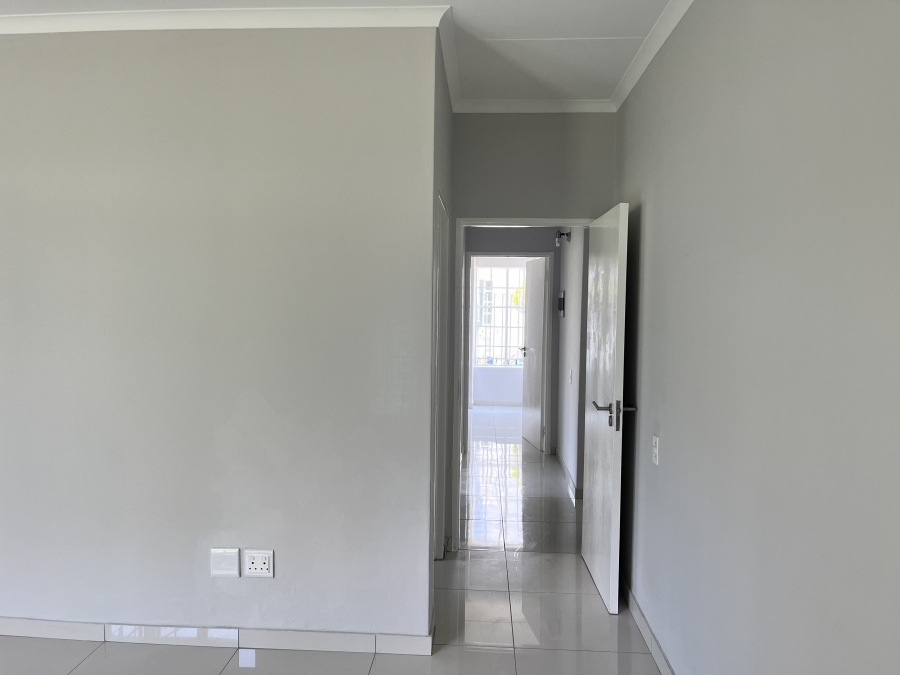 2 Bedroom Property for Sale in Douglasdale Gauteng